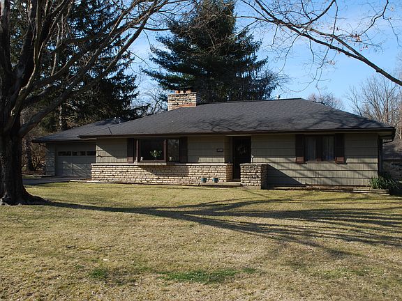 2nd image of 4400 Anderson Dr