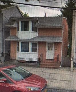1st image of 115 Monroe Ave