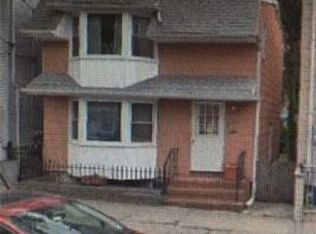115 Monroe Ave, Staten Island, NY