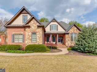 127 Slate Dr, Buford, GA 30518