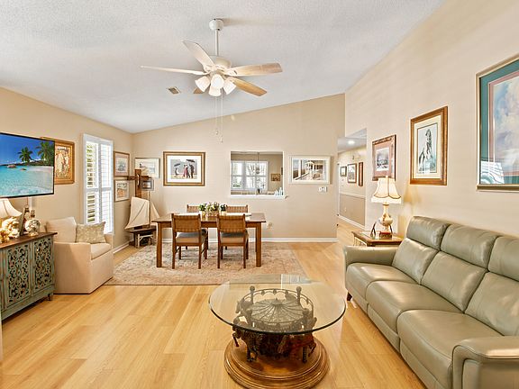 5th image of 1411 River Front Dr