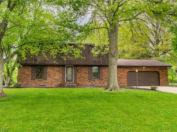 5787 Eastview St, Louisville, OH 44641