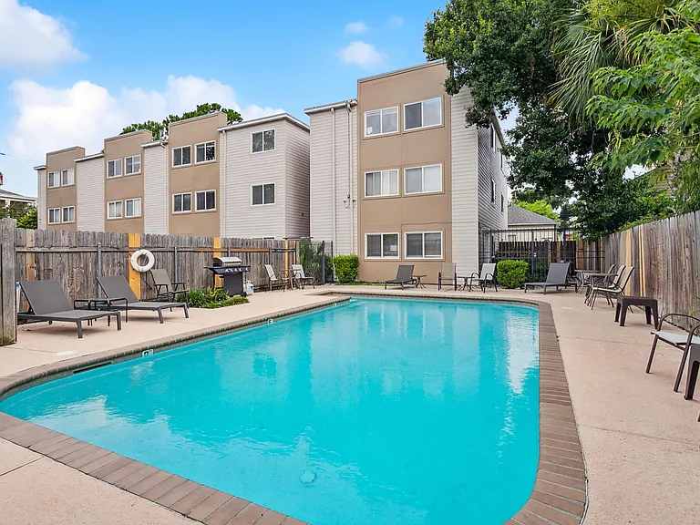 1725 Delachaise St #307 — Photo 9