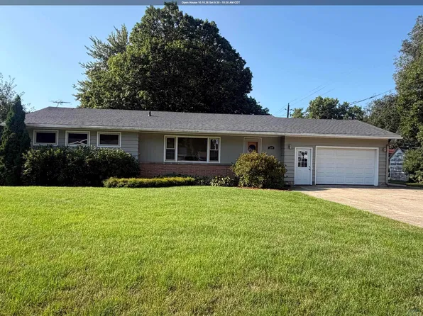 209 E Cleveland St, Holstein, IA 51025