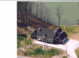 8905 Brow Lake Rd, Soddy Daisy, TN 37379