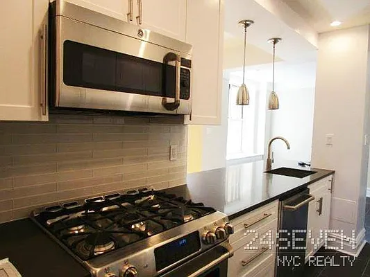 Rented by 24 7 NYC Realty Inc. | media 41