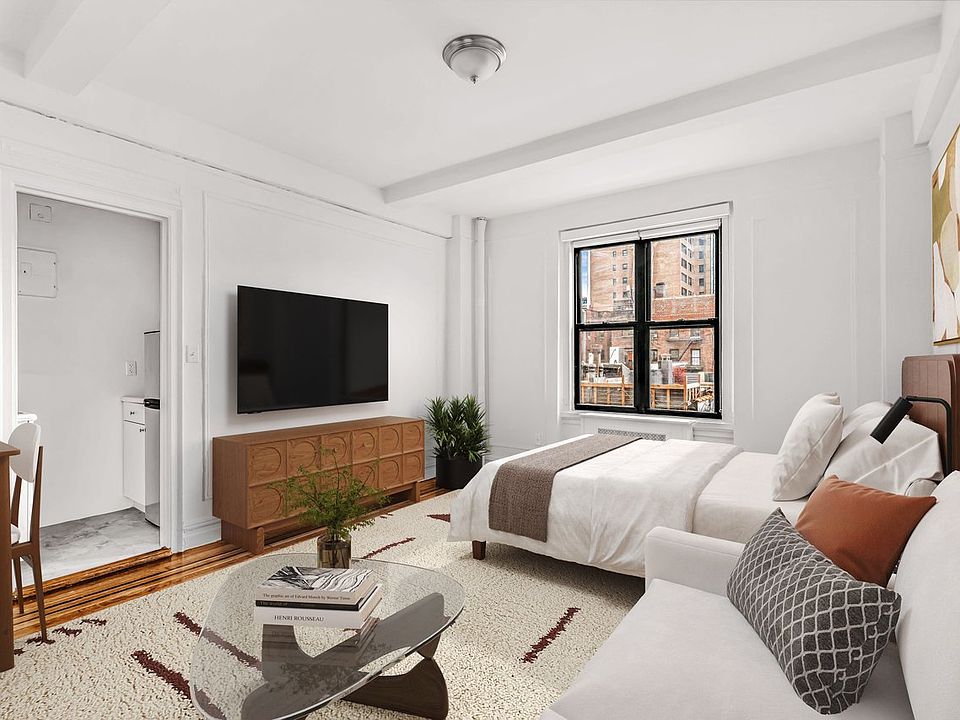 1st image of 208 W 23rd St APT 515