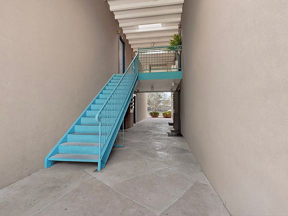 3rd image of 601 W San Mateo Rd APT 6