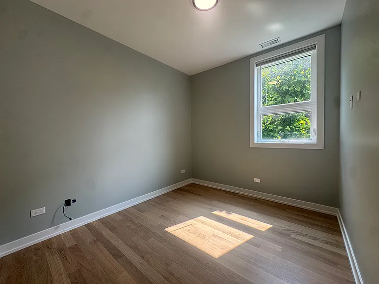 1432 W Ohio St #2S — Photo 8