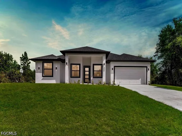 3805 E 8th St, Lehigh Acres, FL 33972