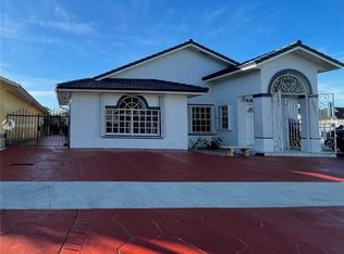 14180 SW 8th Ter #1, Miami, FL 33184