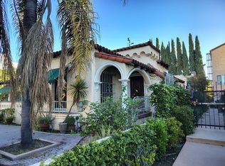 6130 N Whitsett Ave, North Hollywood, CA 91606