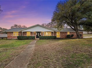 750 Arlington Dr, Woodway, TX 76712