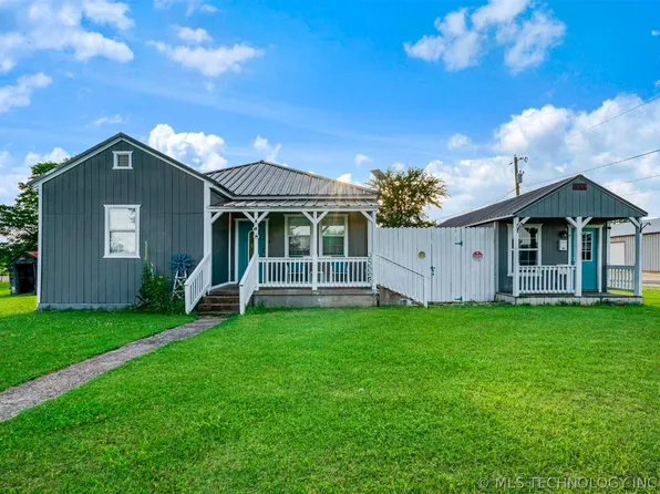 108 NW 4th St, Fort Towson, OK 74735