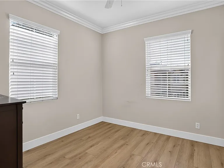 53 Sheridan Ln — Photo 24