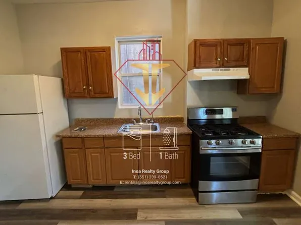 25 Bergen Avenue image 3 of 12