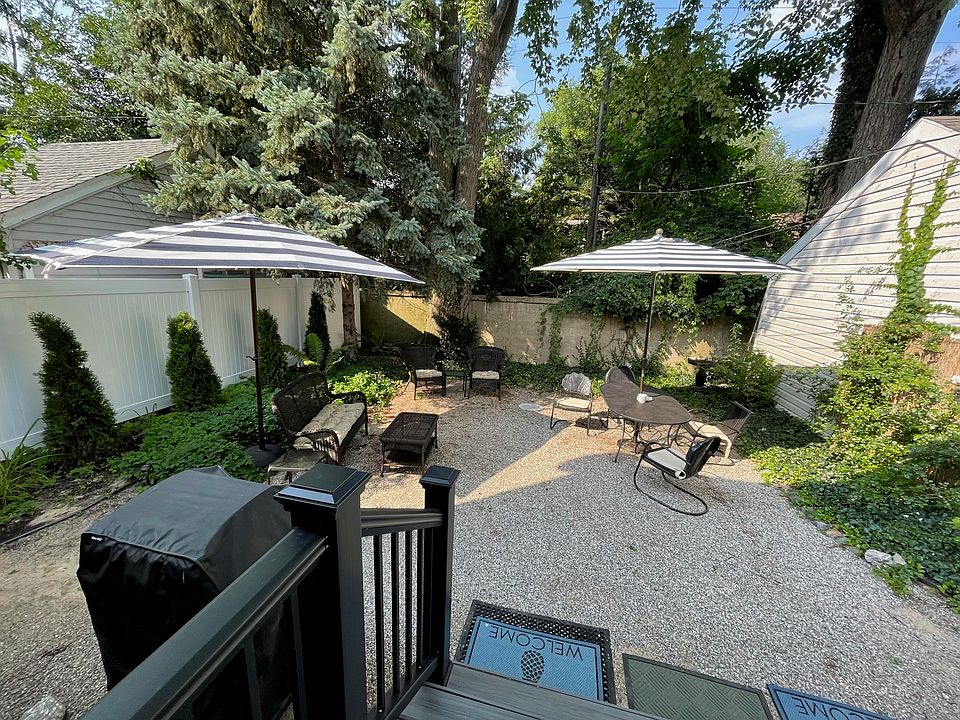 128 Mapleton Rd, photo 17