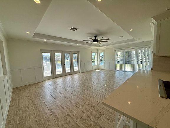 5th image of 5609 De Soto Ct