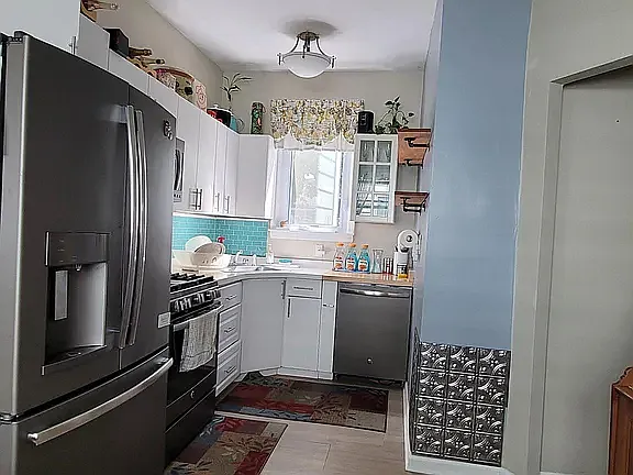 28 Whitney Ave — Photo 8