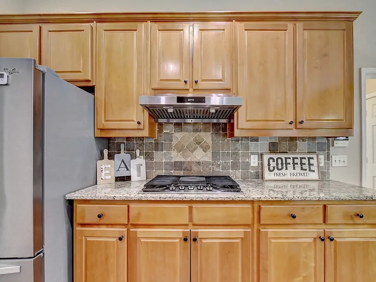 2051 Crown Vetch Ln — Photo 23