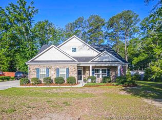 3102 Slade Dr, Eastover, NC 28312