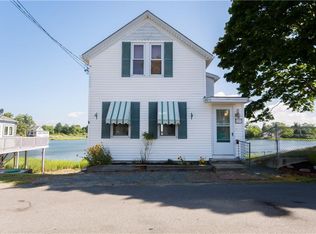 197 Cedar Ave, Portsmouth, RI 02871
