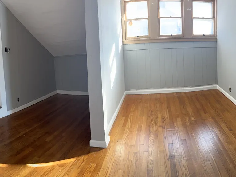 302 Main St — Photo 10