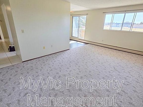 4th image of 4804 46th Ave