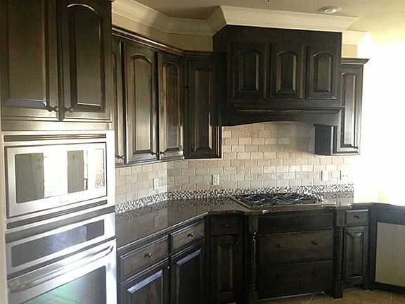 3rd image of 2739 Floral Ct