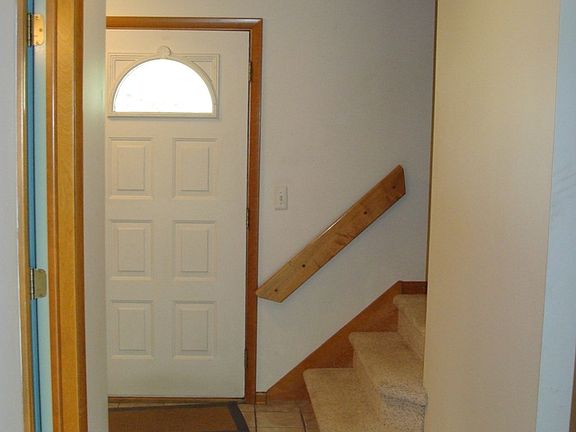 2nd image of 2138 Trailridge Ct SE