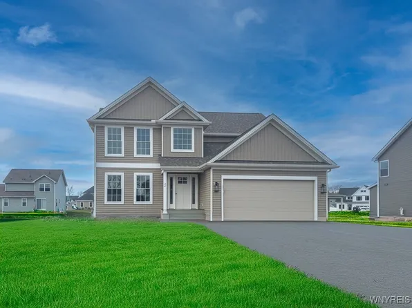 44 Greenspring Ct, West Seneca, NY 14224