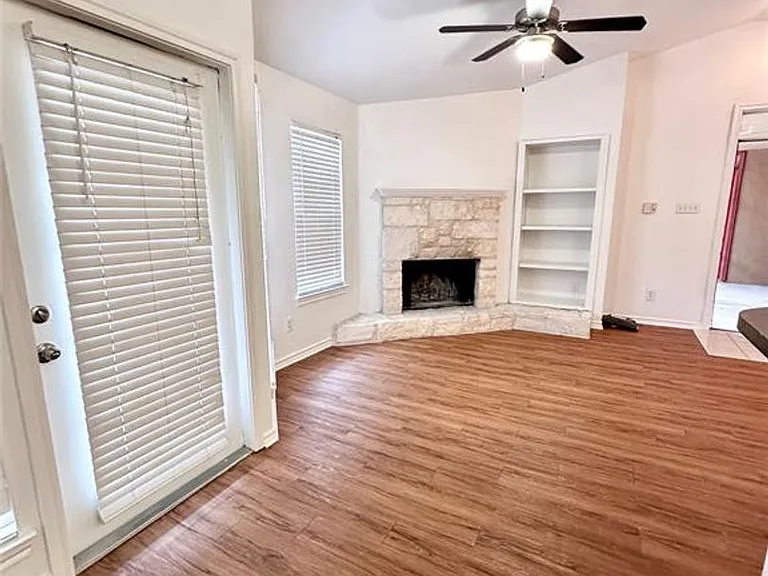 6804 N Capital Of Texas Hwy #424 — Photo 11