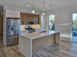 4000 INGERSOLL, Des Moines, IA 50312