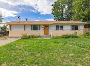 3940 Hollybrook Ln, Pueblo, CO 81005