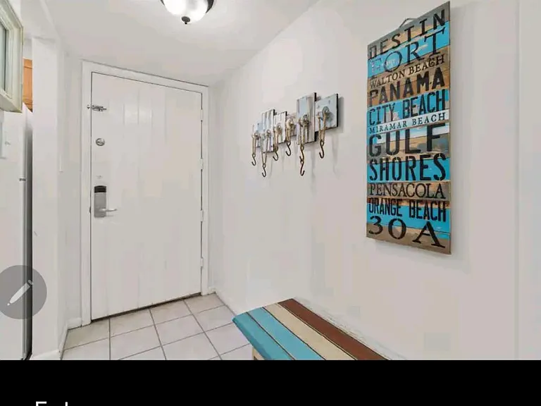 101 Sandpiper Bay #1B — Photo 2
