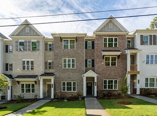 1992 Deco Dr, Kennesaw, GA