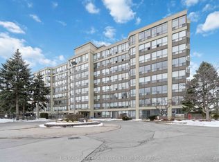 5100 Dorchester Rd #210, Niagara Falls, ON L2E7H4