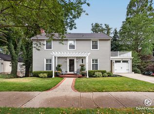 15 W 25th St, Holland, MI 49423