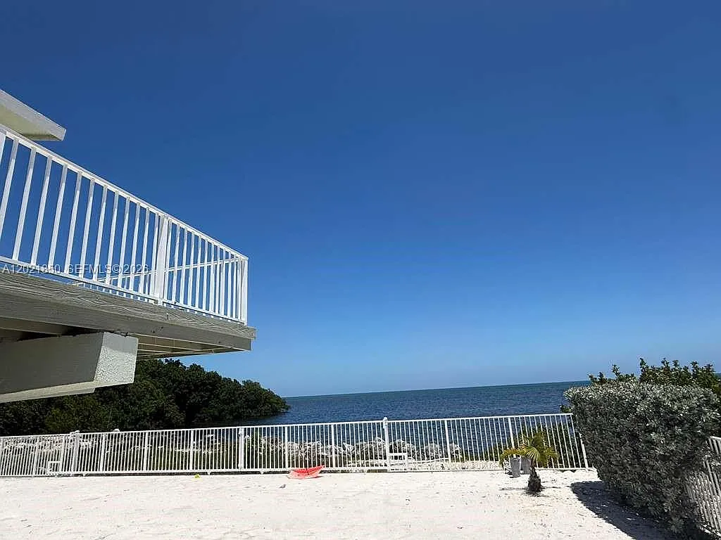 Ocean Reef Shores — Photo 4