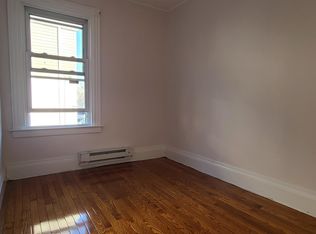 348 S 20th St, Newark, NJ 07103