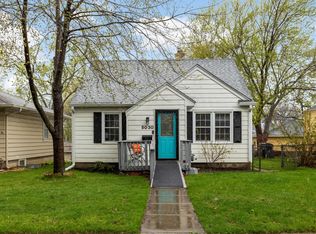 5030 6th St NE, Columbia Heights, MN 55421
