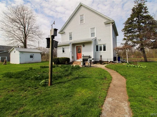 507 Canal St, Medina, NY 14103