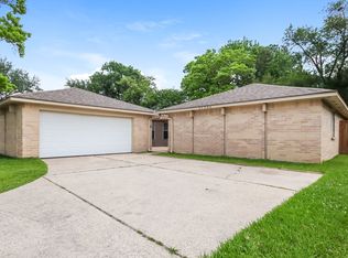 21206 Waymare Ln, Spring, TX 77388