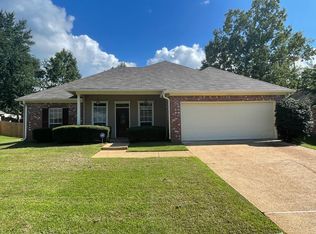 410 Pinebrook Cir, Brandon, MS 39047
