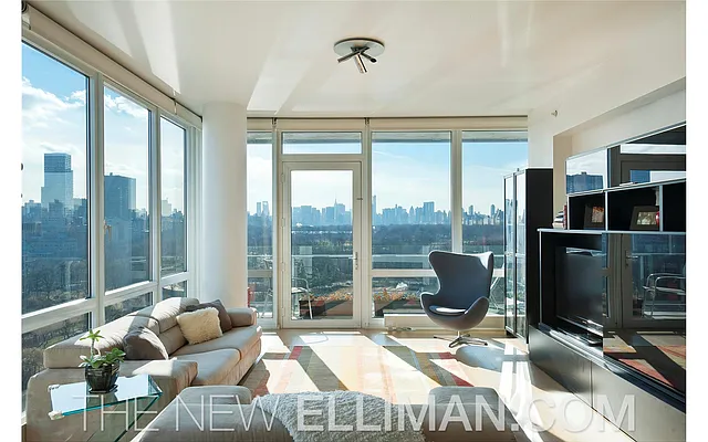 Rented by Douglas Elliman | media 31