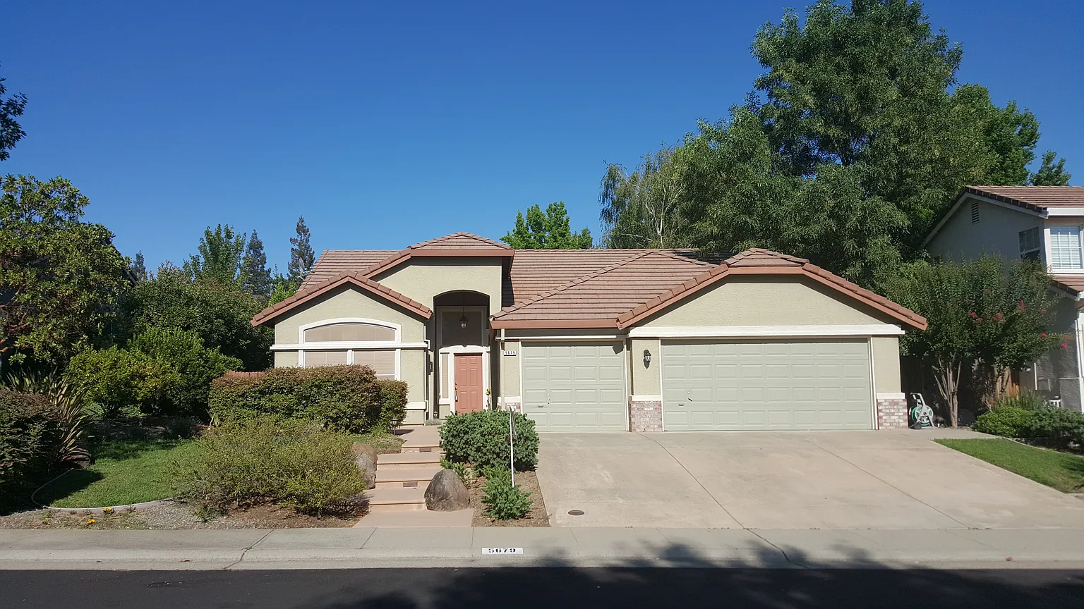 5679 Ambassador Dr photo 1
