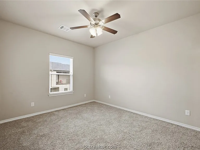 536 Momma Bear Dr — Photo 16
