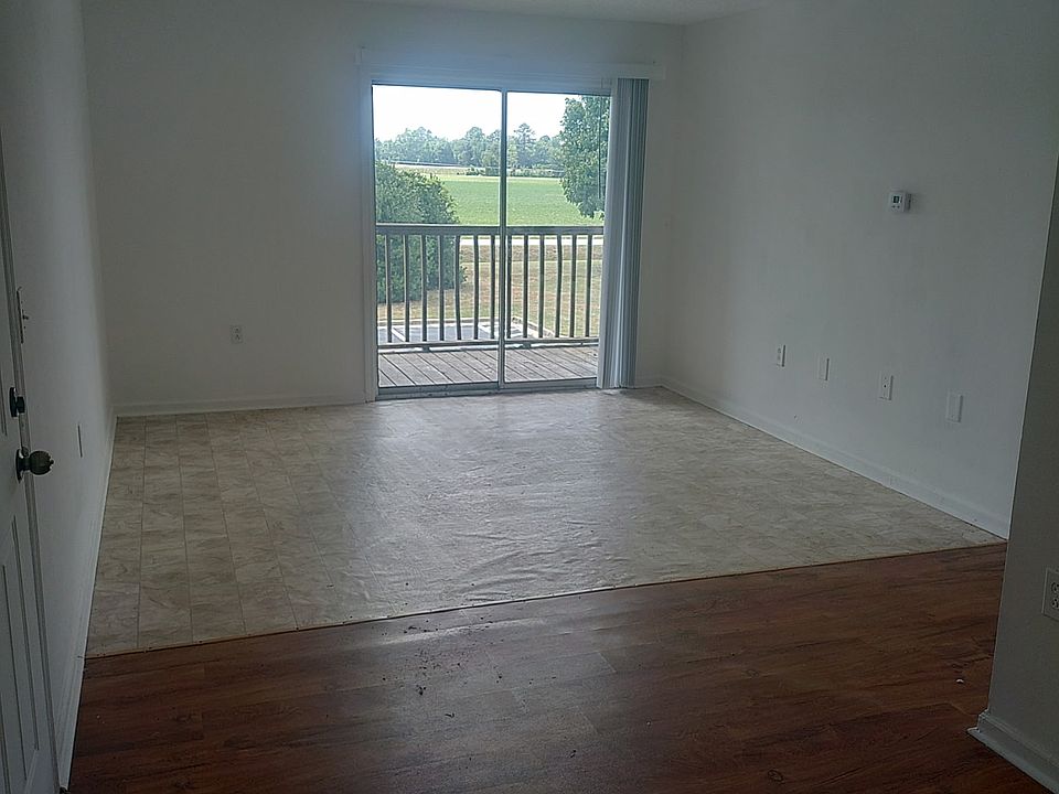 1st image of 414 S Longstreet Rd E #8