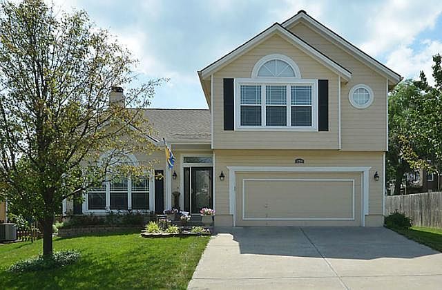 1st image of 14704 N Killarney Ln