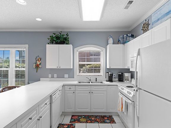 5th image of 4161 Hibiscus Dr. #15-104